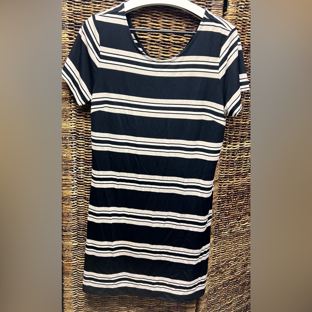 Willi Smith Black and Cream Striped Dress- Size: XL